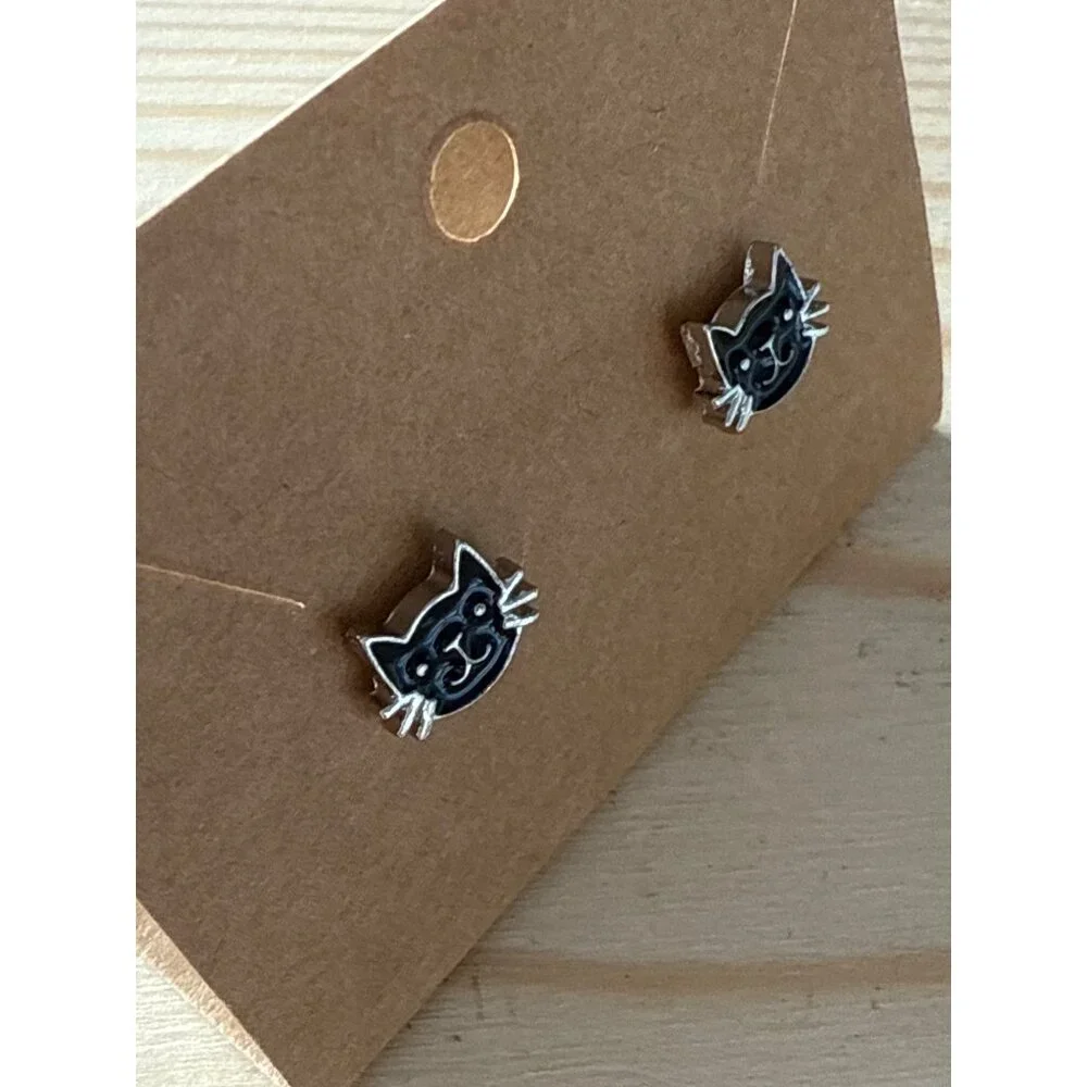 Cat Face Stud Earrings Cute & Quirky Jewelry
